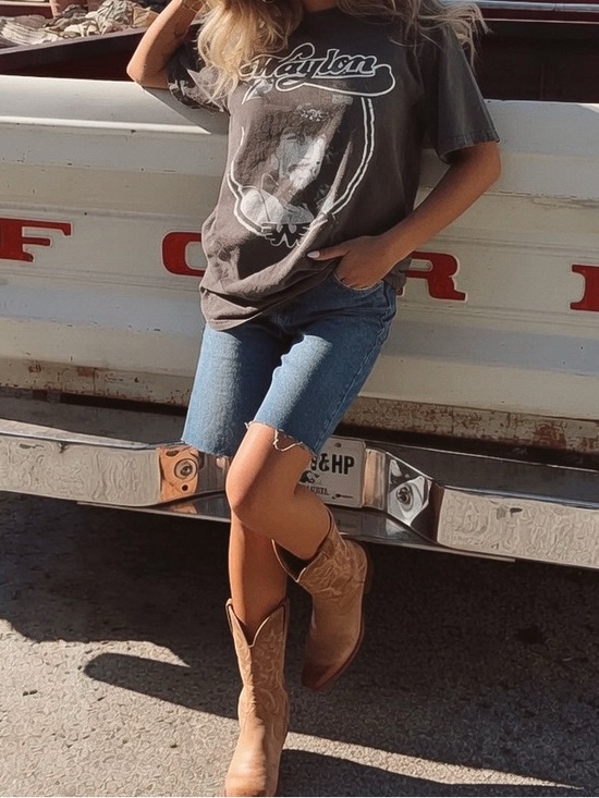 People Of Leisure Tops - People of Leisure Waylon Jennings Tee